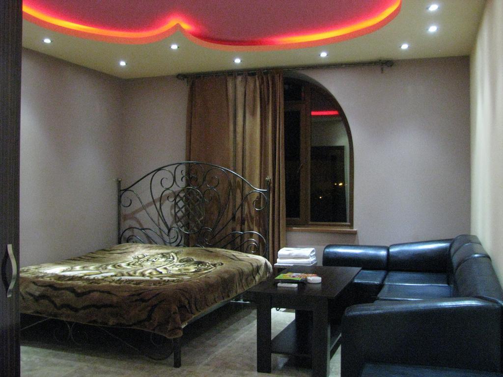 Princ Plaza Hotel Єреван Номер фото