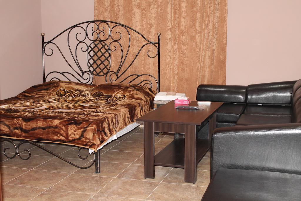 Princ Plaza Hotel Єреван Номер фото